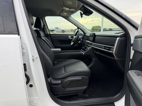 Used 2026 Hyundai Santa Fe SEL AWD/4WD image 11