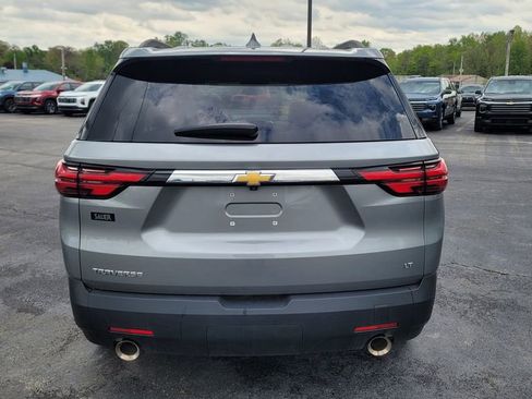 Used 2023 Chevrolet Traverse LT FWD image 10