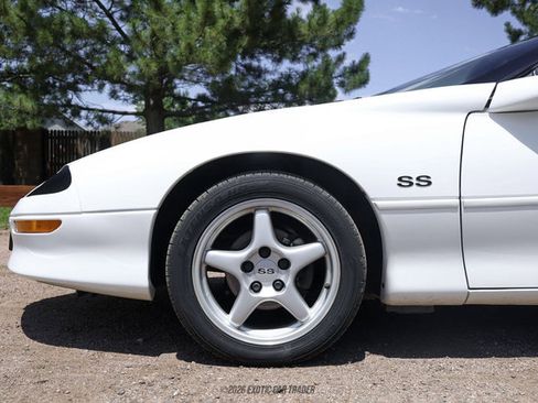 Used 1996 Chevrolet Camaro Z28 RWD image 4
