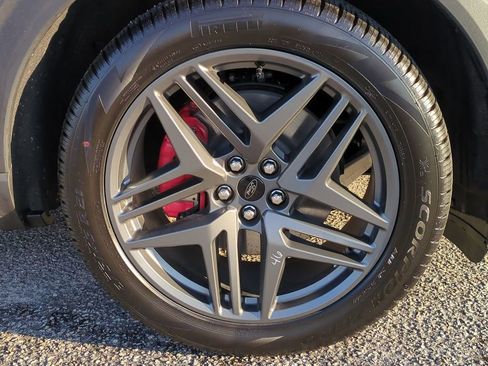 New 2026 Ford Explorer ST-Line w/ ST-Line Street Pack image 11