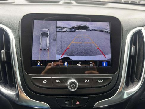 Used 2022 Chevrolet Equinox LT image 34