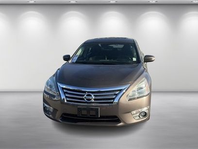 Used 2013 Nissan Altima 3.5 SL w/ Technology Pkg