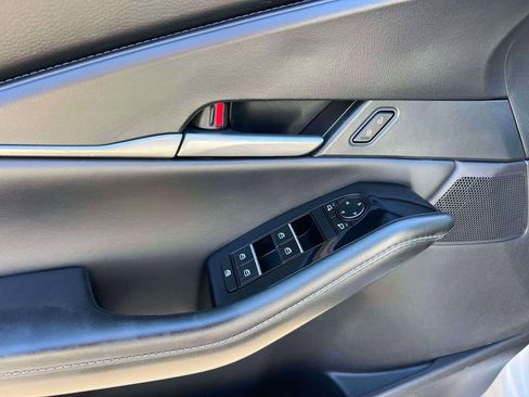 Used 2024 MAZDA CX-30 AWD 2.5 S w/ Select Sport Pkg image 17