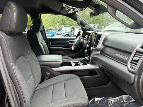 Certified 2025 RAM 1500 Big Horn AWD/4WD image 25