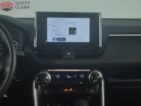 Used 2025 Toyota RAV4 XLE image 22