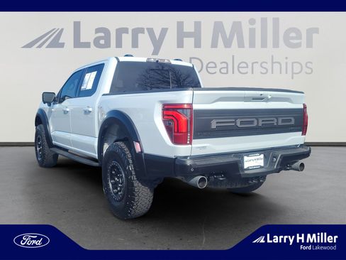 Used 2025 Ford F150 Raptor image 3