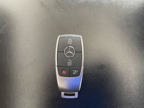 Certified 2024 Mercedes-Benz GLE 350 4MATIC image 23