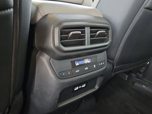 Used 2023 Honda Pilot EX-L image 16