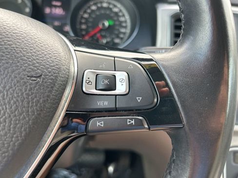 Used 2019 Volkswagen Atlas SE w/ Towing Package image 22