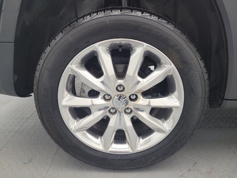 Used 2014 Jeep Cherokee Limited FWD image 31