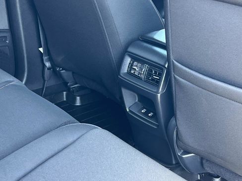 Used 2025 Honda CR-V Sport image 31