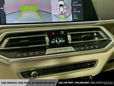 Used 2022 BMW X5 xDrive40i w/ M Sport Package AWD/4WD image 16