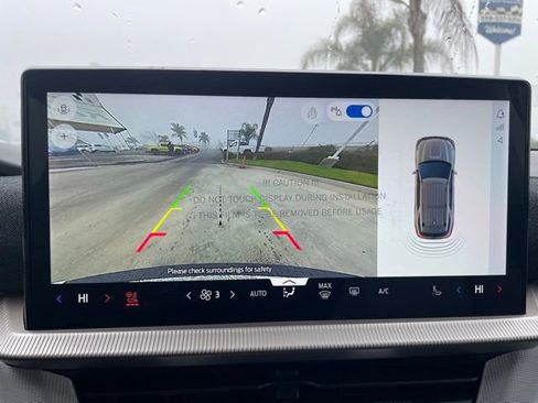 New 2026 Ford Explorer Active w/ Active Comfort Package image 13