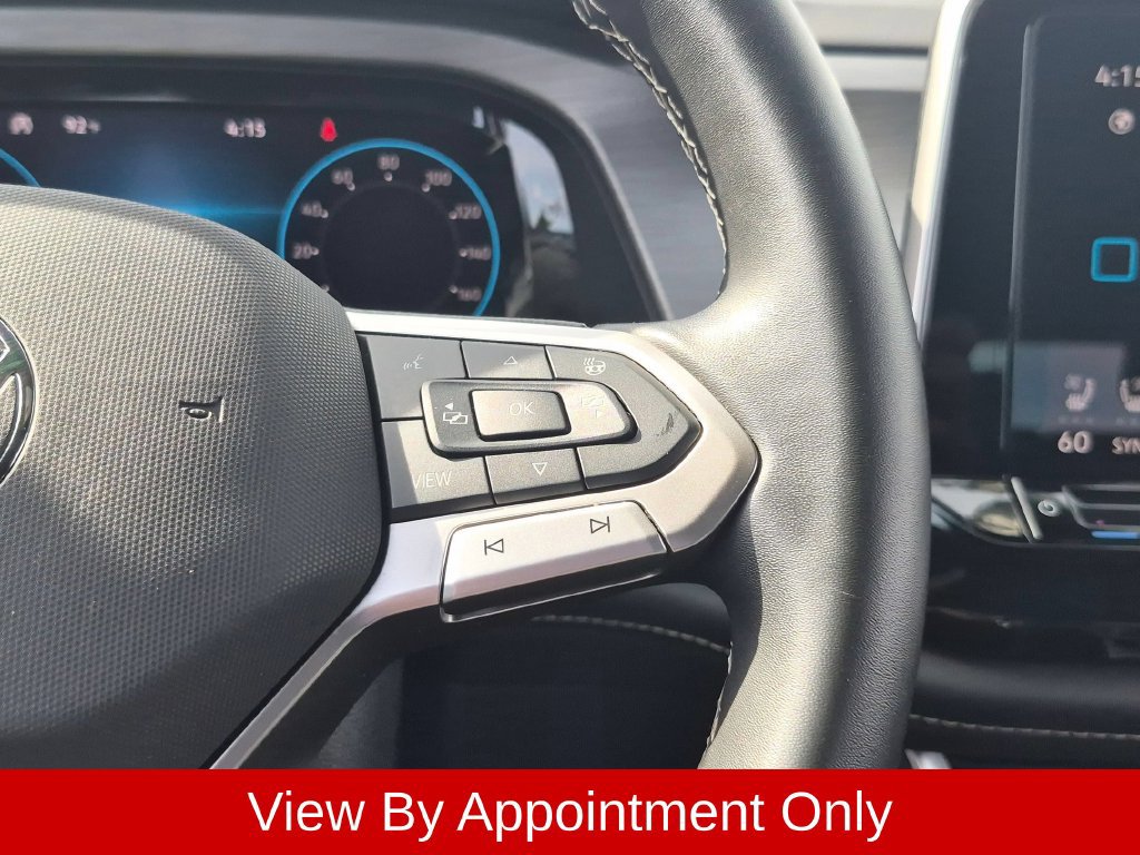 Used 2025 Volkswagen Atlas Cross Sport SE FWD image 15