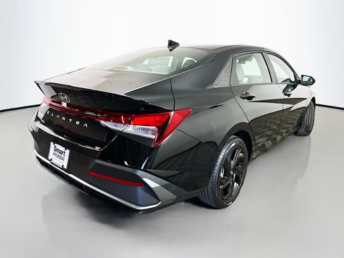 New 2026 Hyundai Elantra Sport FWD image 7