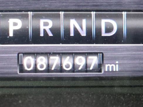 Used 2019 RAM 1500 Big Horn AWD/4WD image 2