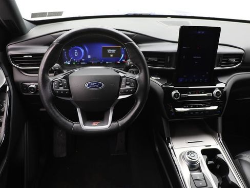 Used 2022 Ford Explorer ST w/ Equipment Group 401A image 17