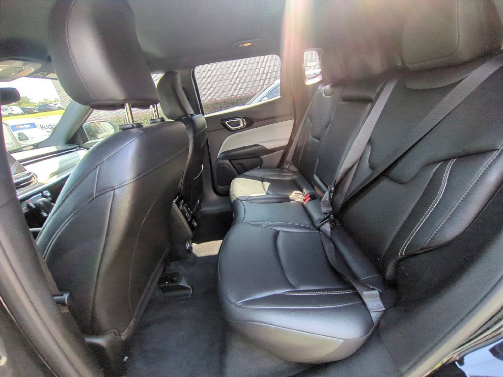 Used 2025 Jeep Compass Limited AWD/4WD image 26
