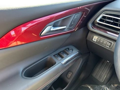 Used 2026 Chevrolet Traverse Z71 w/ Driver Confidence Package AWD/4WD image 36