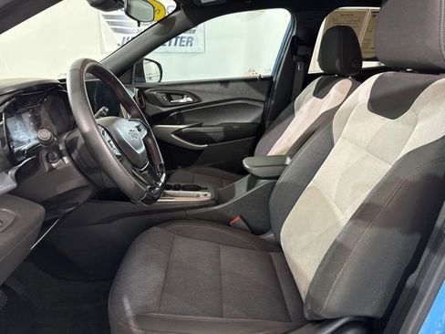 Used 2024 Chevrolet Trax RS image 20