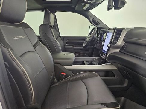 New 2024 RAM 3500 Laramie w/ Night Edition image 31