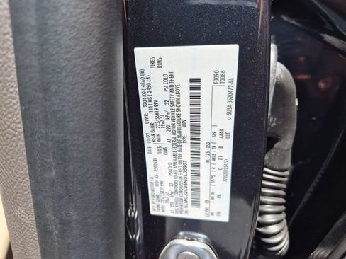 Used 2022 Lincoln Corsair Reserve w/ Equipment Group 201A FWD image 28