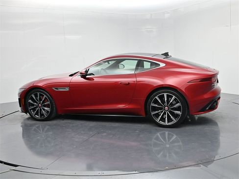 Used 2021 Jaguar F-TYPE R image 5