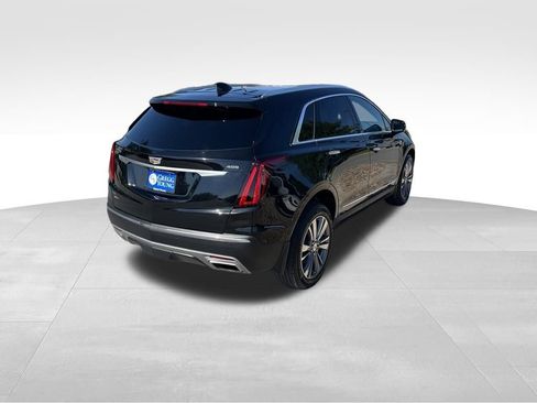 Used 2020 Cadillac XT5 Premium Luxury w/ LPO, Floor Liner Package AWD/4WD image 7