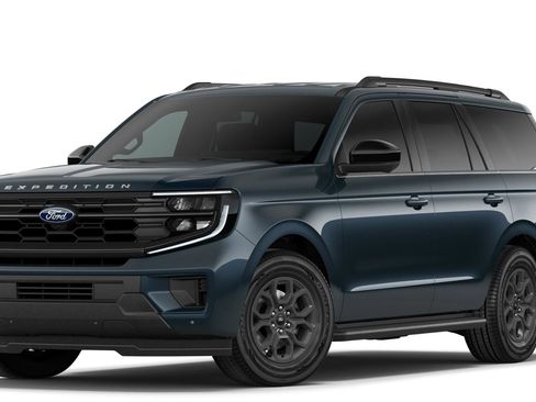 New 2026 Ford Expedition Active image 1