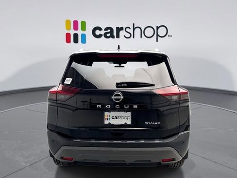 Used 2023 Nissan Rogue SV w/ SV Premium Package image 4