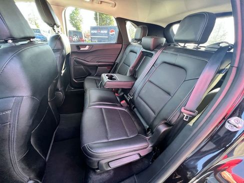 Used 2022 Ford Escape SEL image 31