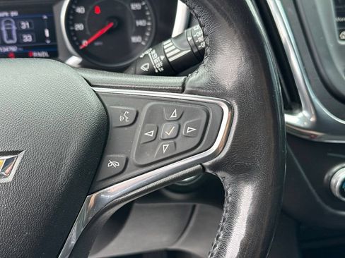 Used 2019 Chevrolet Equinox LT AWD/4WD image 17