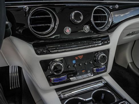 New 2025 Rolls-Royce Ghost image 28