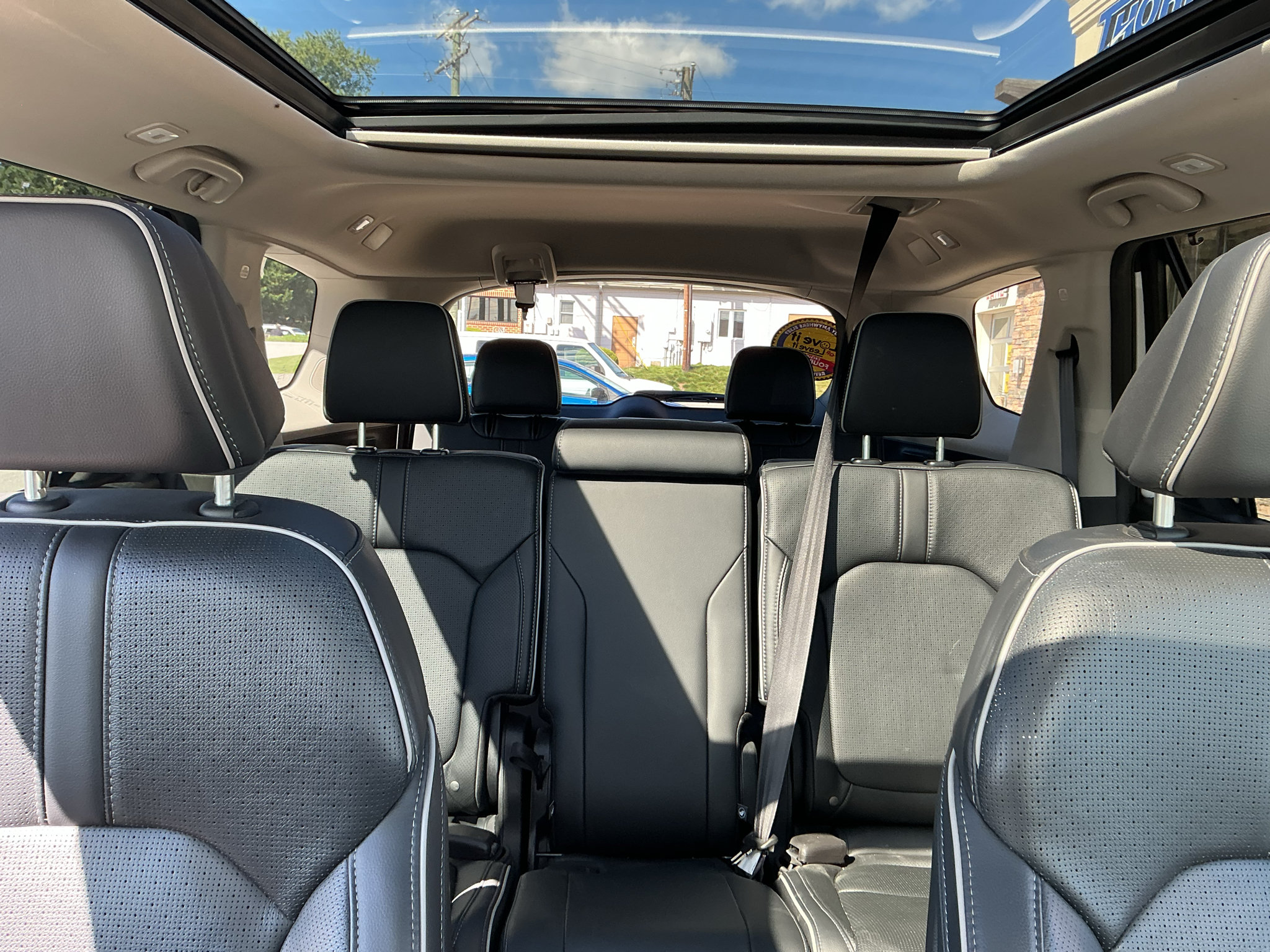 Used 2023 Honda Pilot Elite image 20