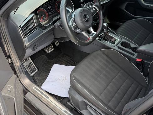 Used 2019 Volkswagen Jetta GLI FWD image 7
