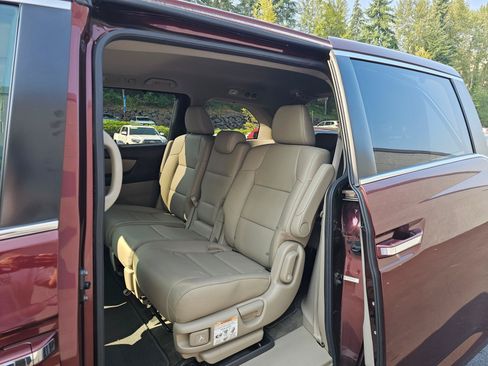 Used 2016 Honda Odyssey EX-L image 23