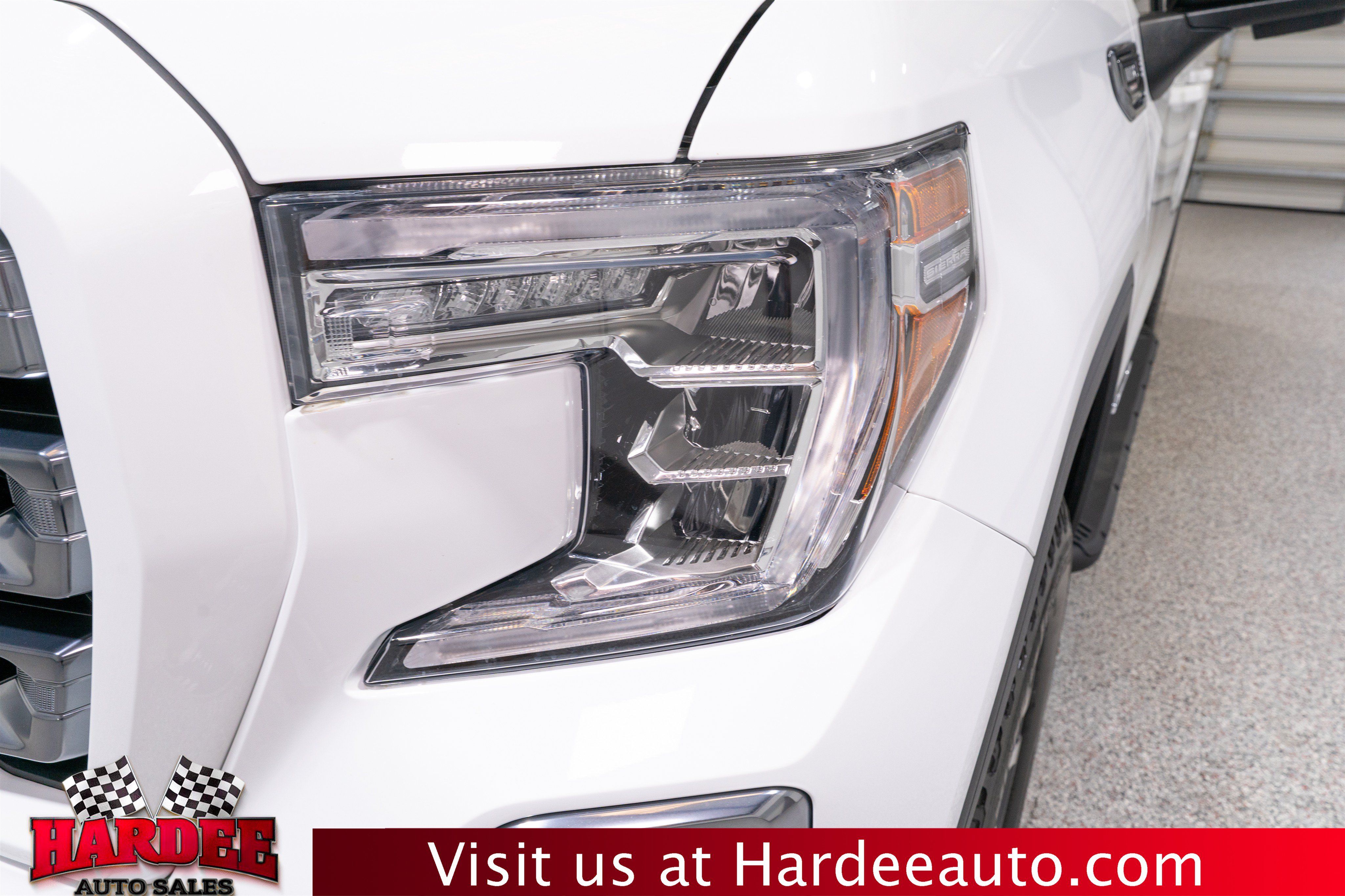Used 2021 GMC Sierra 1500 AT4 AWD/4WD image 8
