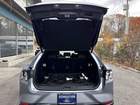 Used 2022 Ford Mustang Mach-E GT image 33