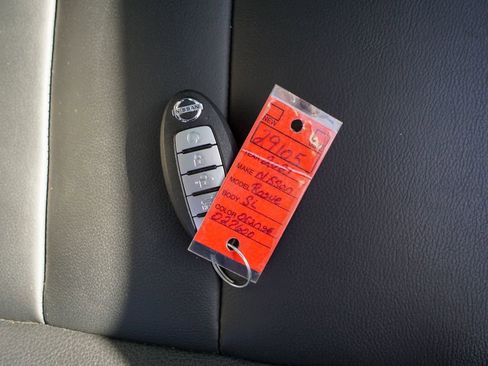 Used 2021 Nissan Rogue SL image 33