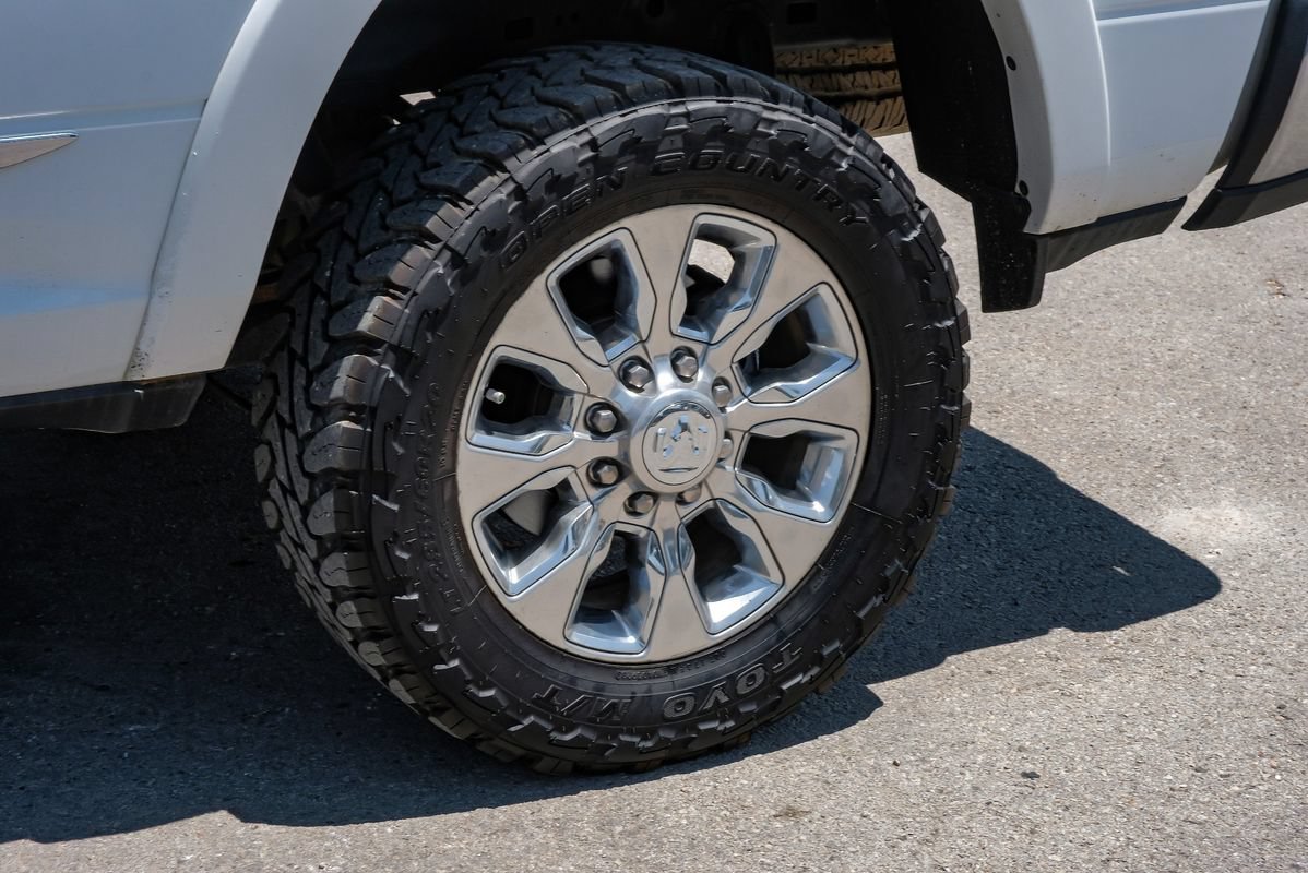 Used 2022 RAM 2500 Limited AWD/4WD image 64