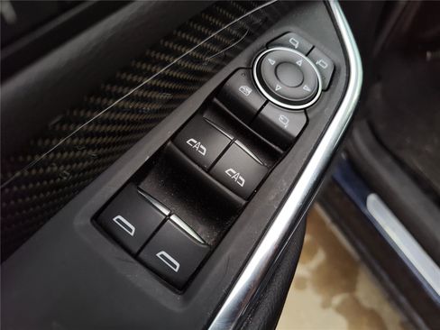 Used 2020 Cadillac XT4 Sport image 17