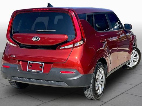 Used 2020 Kia Soul LX FWD image 11