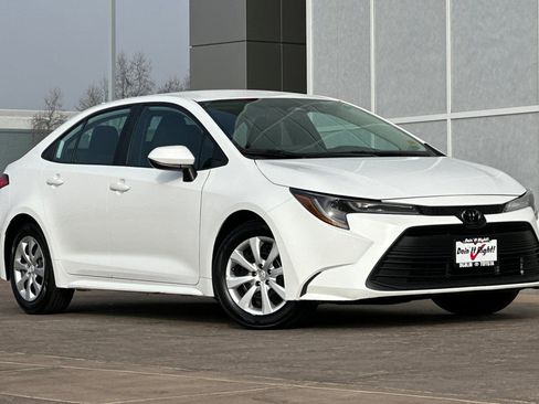 Certified 2024 Toyota Corolla LE image 2