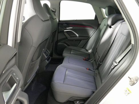 New 2025 Audi Q5 Premium Plus image 30