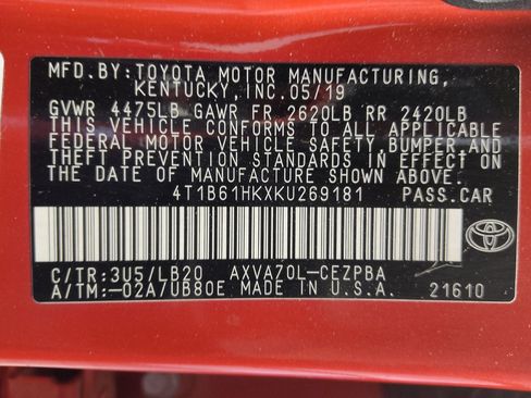Used 2019 Toyota Camry XSE FWD image 33