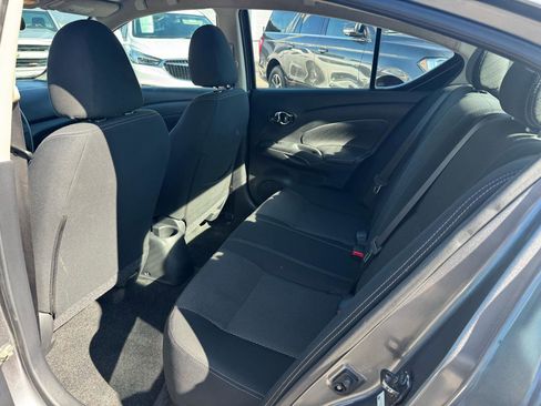 Used 2018 Nissan Versa SV image 16