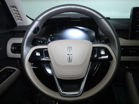 Used 2024 Lincoln Aviator Reserve w/ Elements Package Plus AWD/4WD image 23