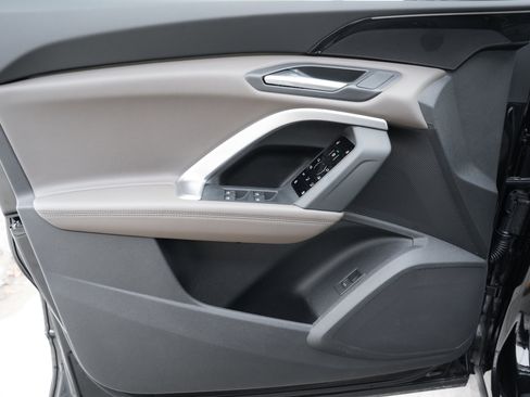 New 2025 Audi Q5 Premium image 19