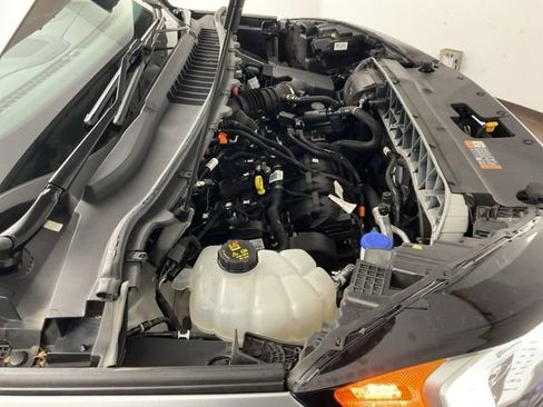 Used 2020 Ford Edge Titanium image 24