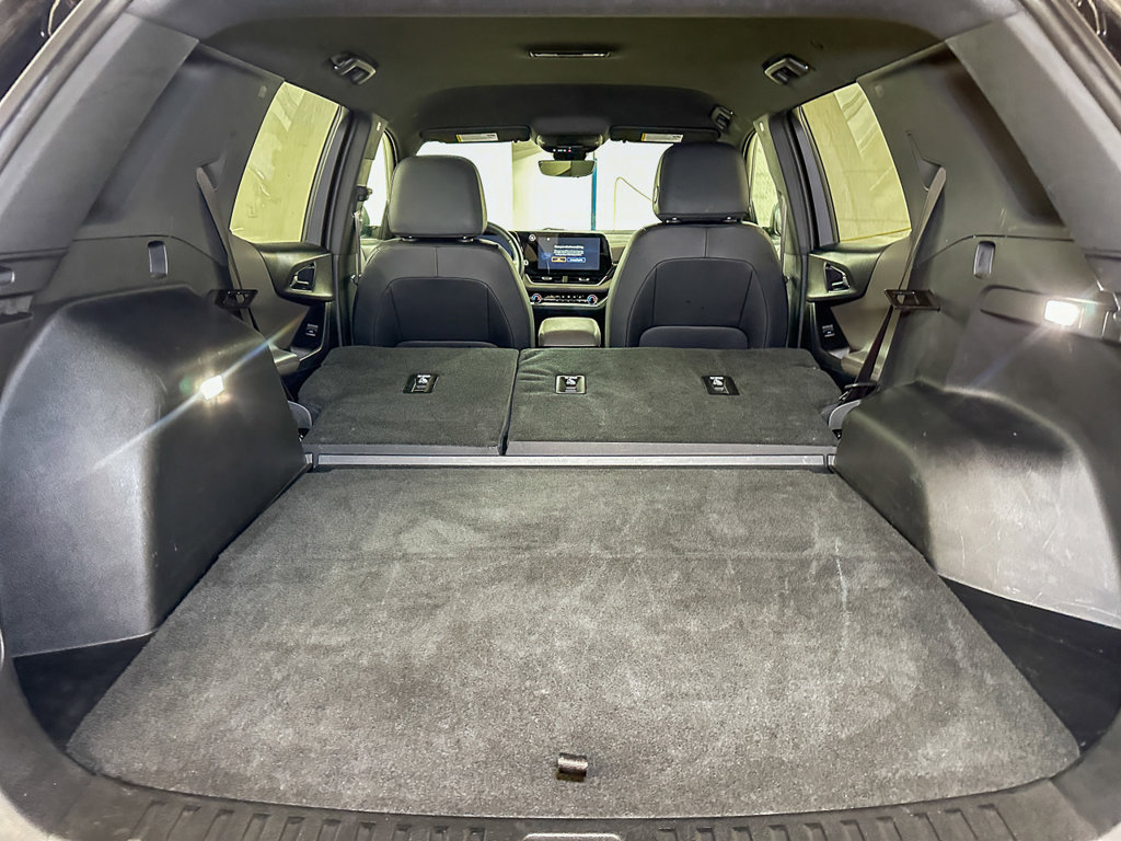Used 2025 Chevrolet Equinox LT w/ Convenience Package II AWD/4WD image 19